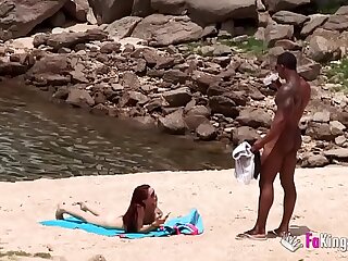 The massive cocked black dude picking up on the nudist beach. So easy, when you're armed with such a blunderbuss. 32 min